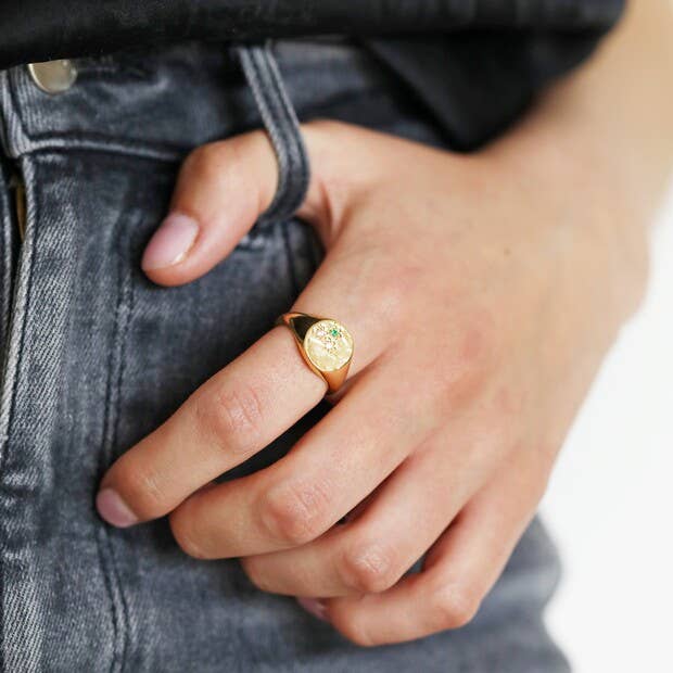 Multicolured Crystal Daisy Signet Ring in Gold - P I C N I C 