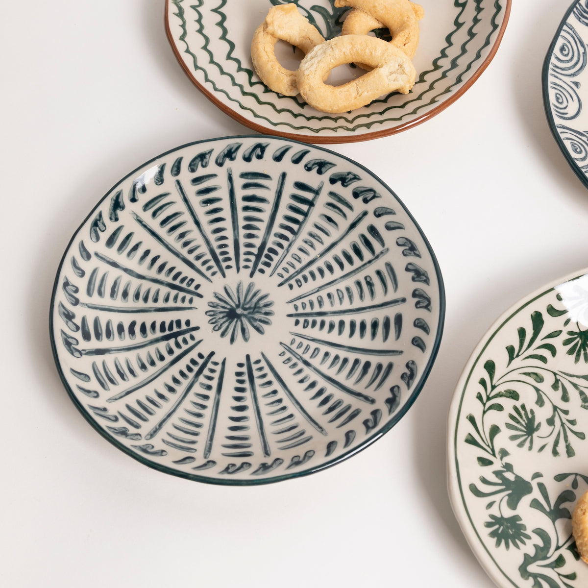 Oran Hand Painted Stoneware Plates - P I C N I C 