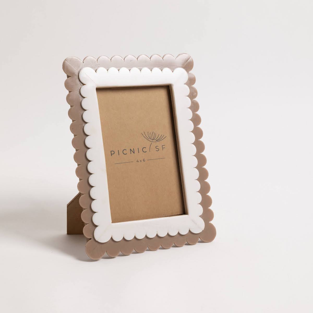 Petal Scallop Pattern Picture Frame - P I C N I C