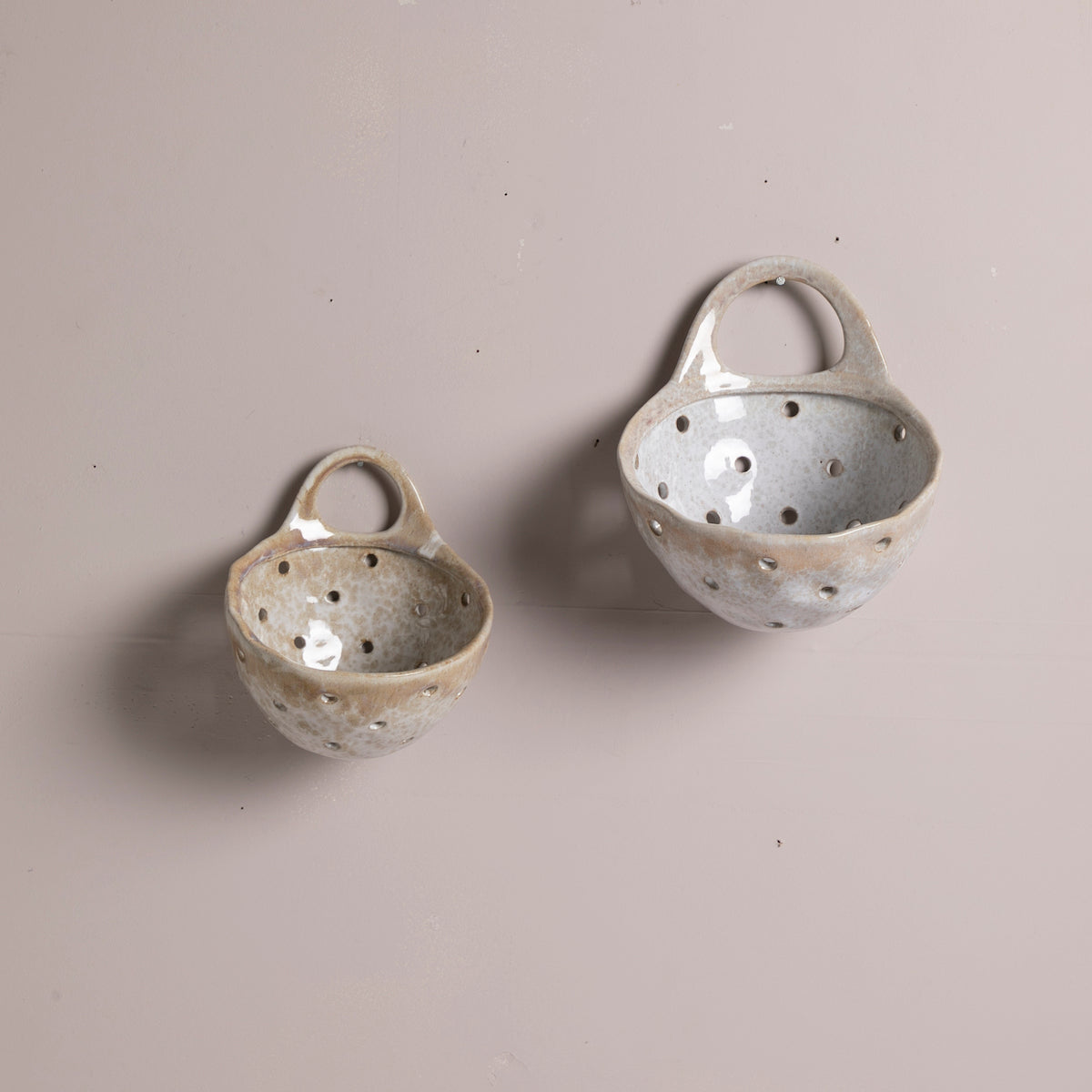 Stoneware Colanders with Handles - P I C N I C 