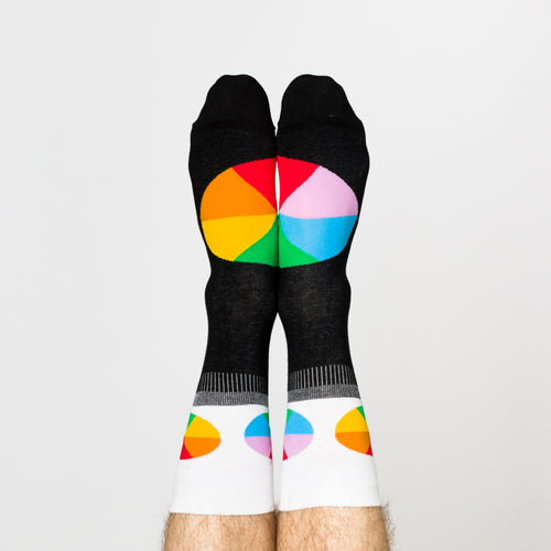 Color Wheel Men Crew Socks - P I C N I C 